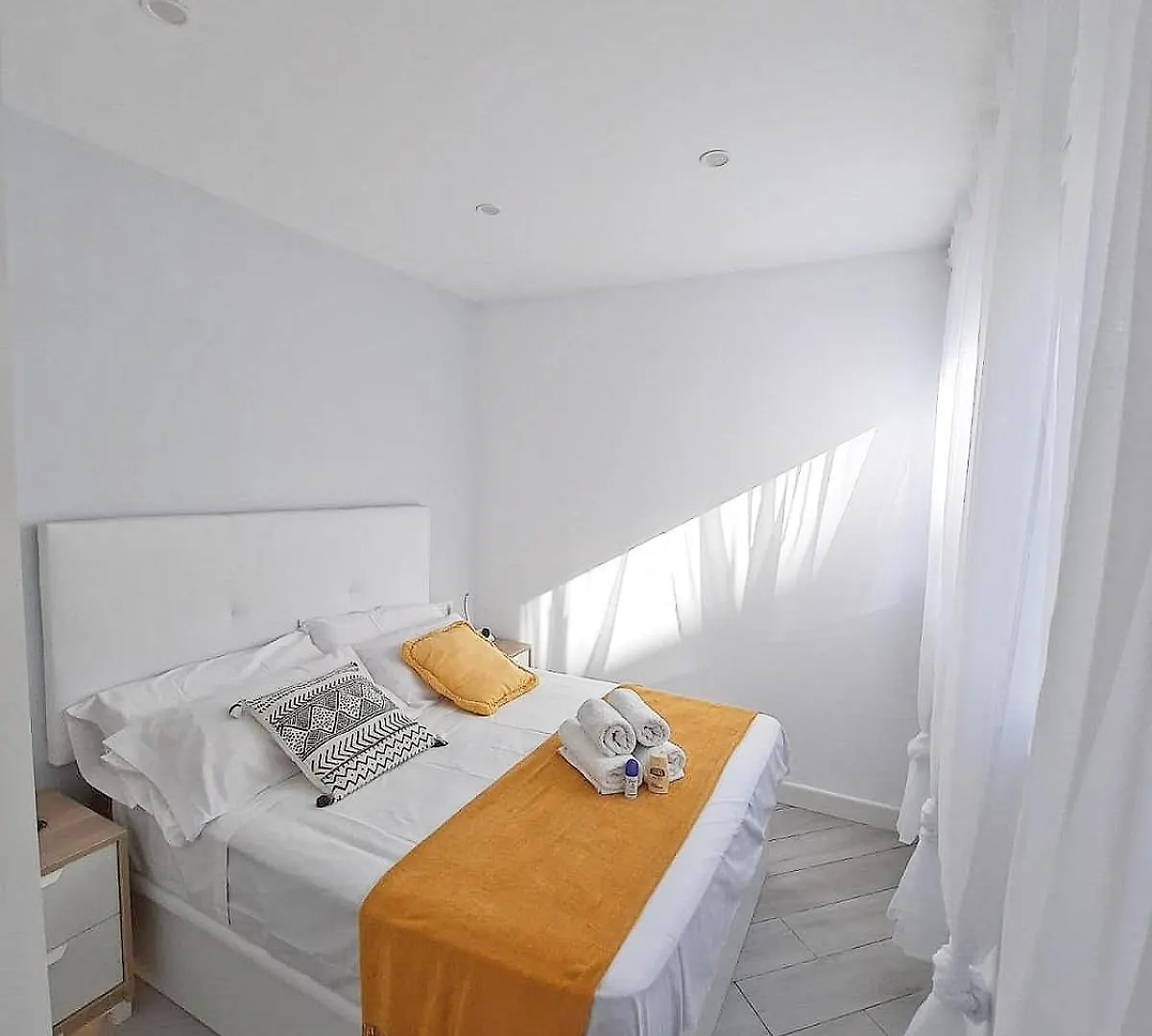 Apartment Marbella Beach Paseo Maritimo Spain