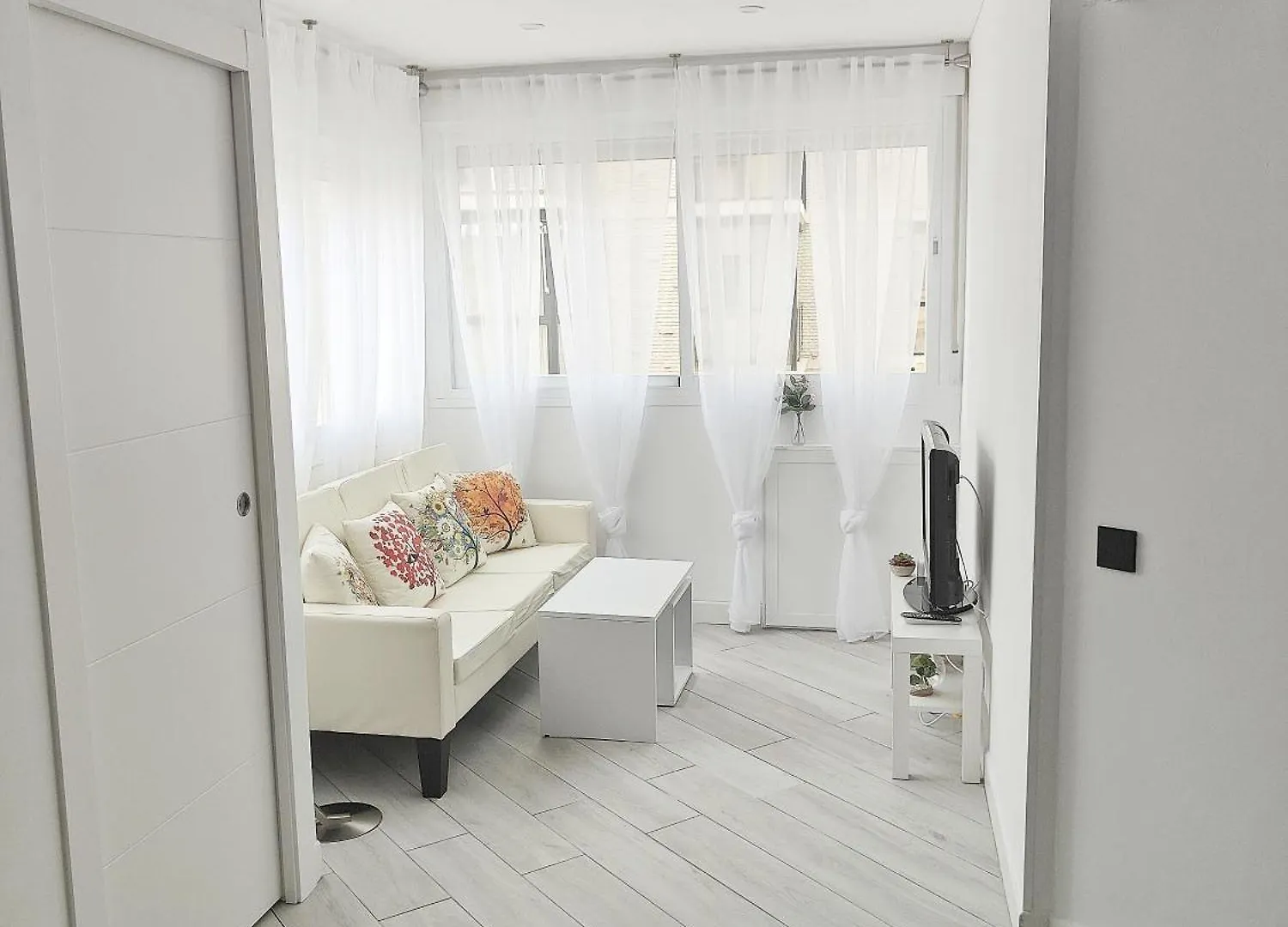 Marbella Beach Paseo Maritimo Apartment